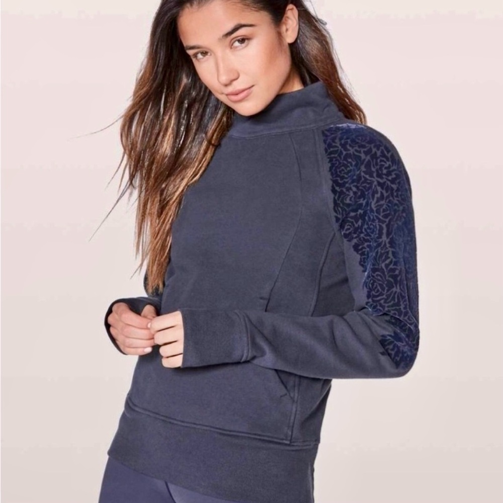 lululemon athletica Navy Sweatshirt with Patterned Sleeves